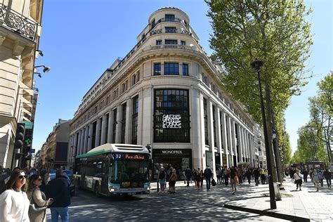 Where To Shop On The Champs Elysées 